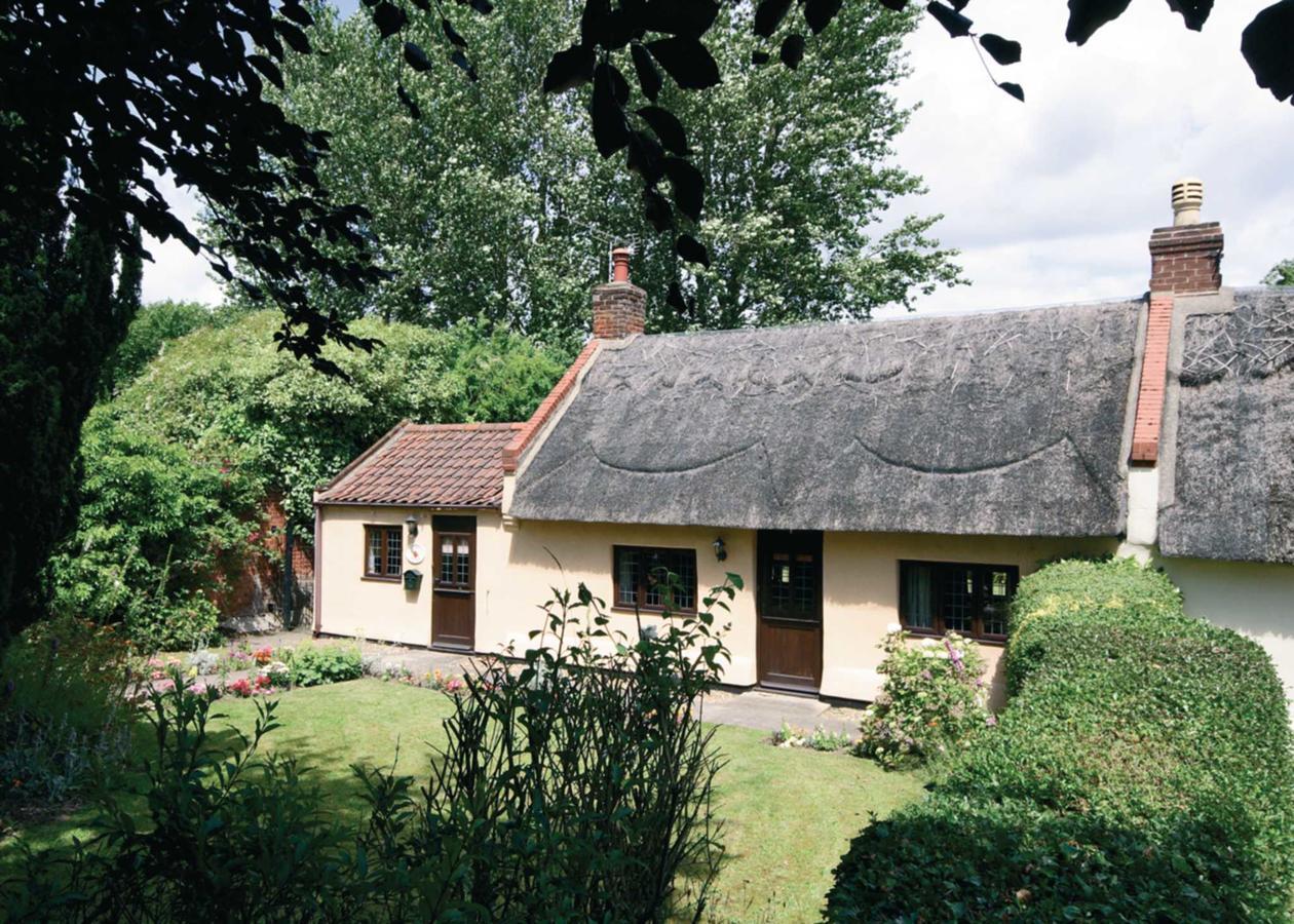 Rose Cottage III Catfield Exteriör bild